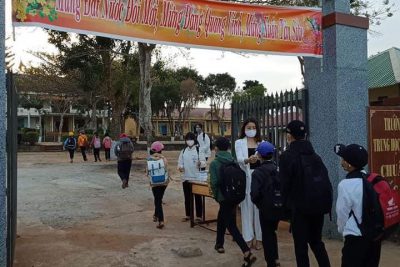 Tuyên tuyên phòng chống Covid 19, phòng chống dịch bệnh trong nhà trường.