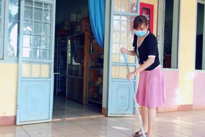 Công tác tổng dọn vệ sinh phòng chống dịch Corona của Trường THCS Trần Phú.